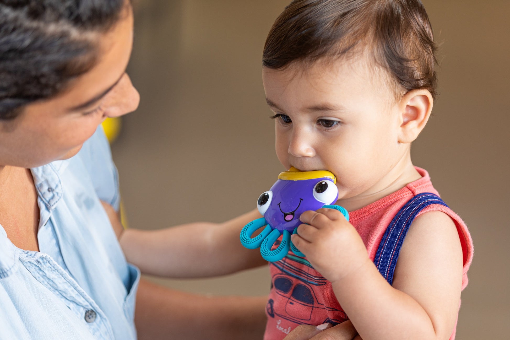 (2 pack) Nuby Vibe-eez Vibrating Teether for Babies, Purple Octopus Design