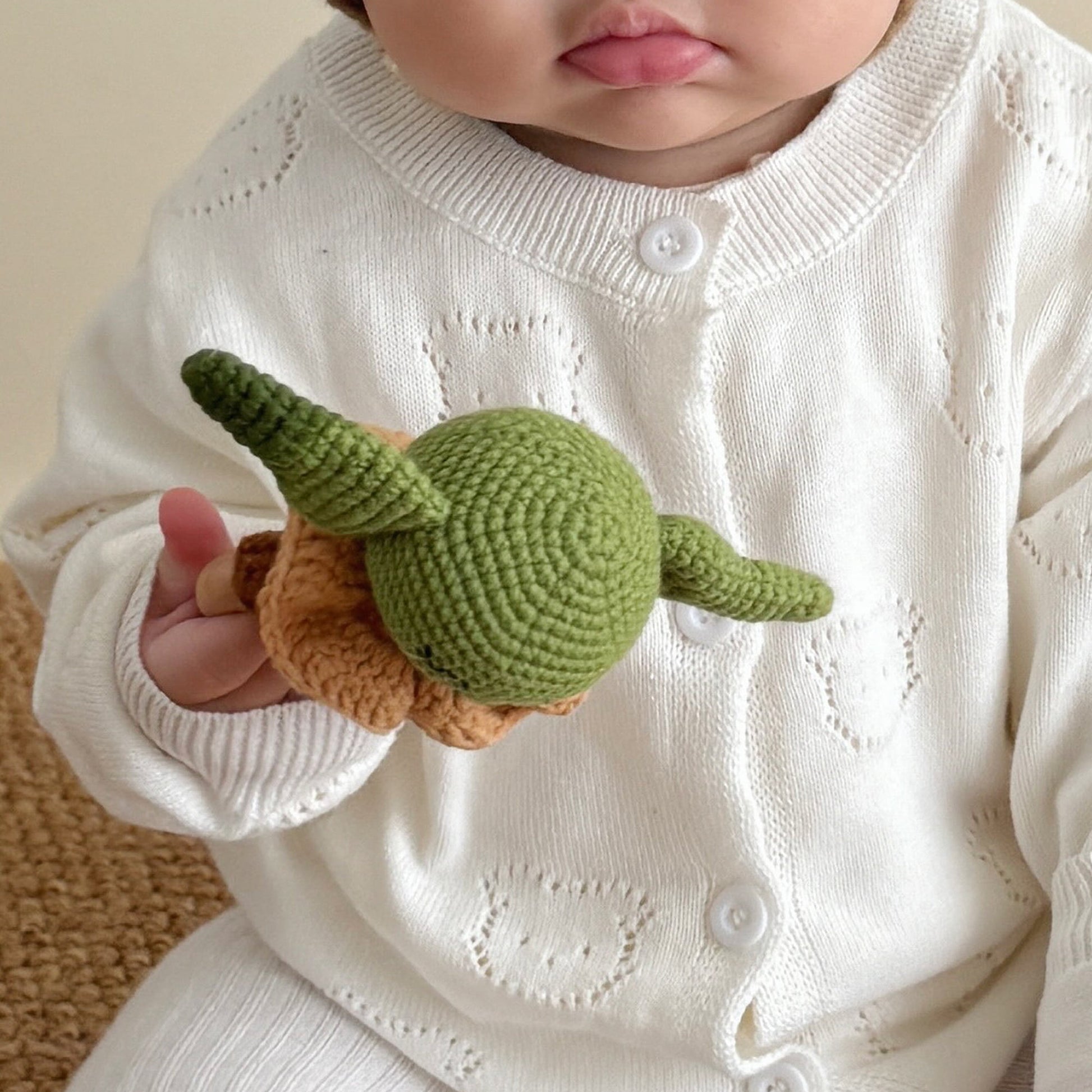DICHA Crochet Baby Rattle- Beech Wooden Baby Teether-Infant Rattle Sensory Development Wooden Toys Set- Baby Teether for The Baby Child Fans-Baby Rattle for Yoda Fans