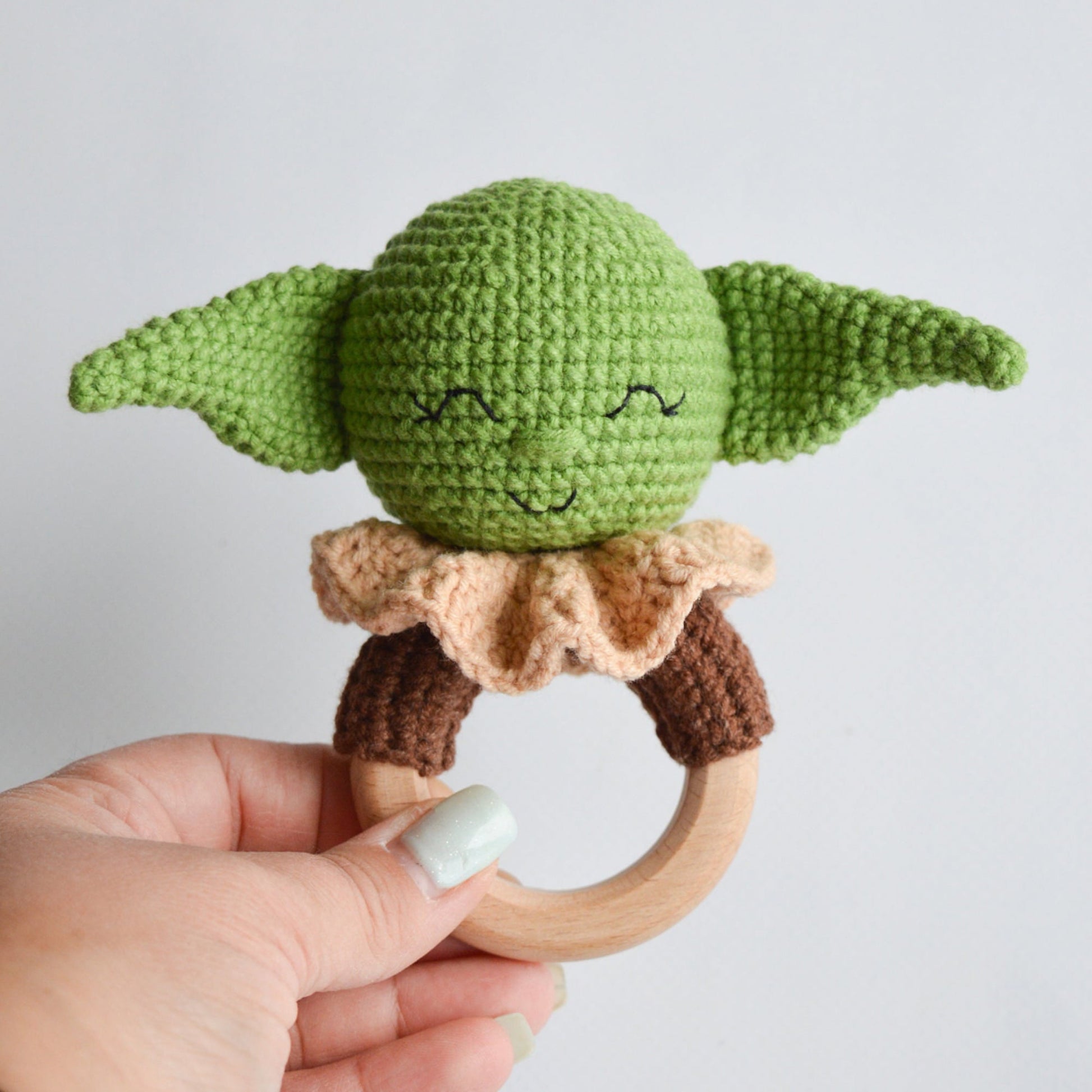 DICHA Crochet Baby Rattle- Beech Wooden Baby Teether-Infant Rattle Sensory Development Wooden Toys Set- Baby Teether for The Baby Child Fans-Baby Rattle for Yoda Fans